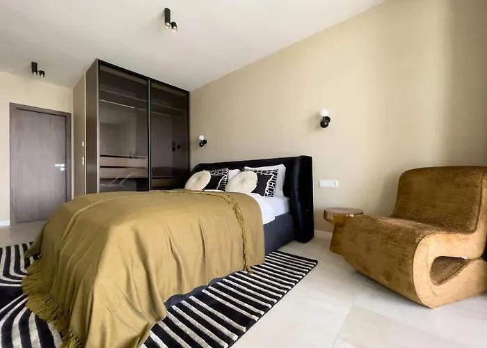 Panorama Apartment At Infinity Budapest